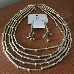 💰SOLD💰 Charming Charlie - Necklace & Earring Set